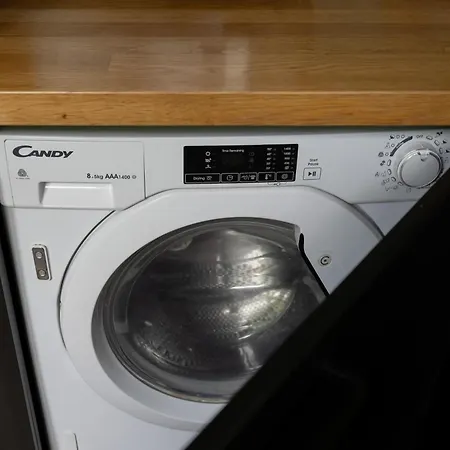 Apartamento Air Conditioned In Center With Desk And Bathtub By Renters *